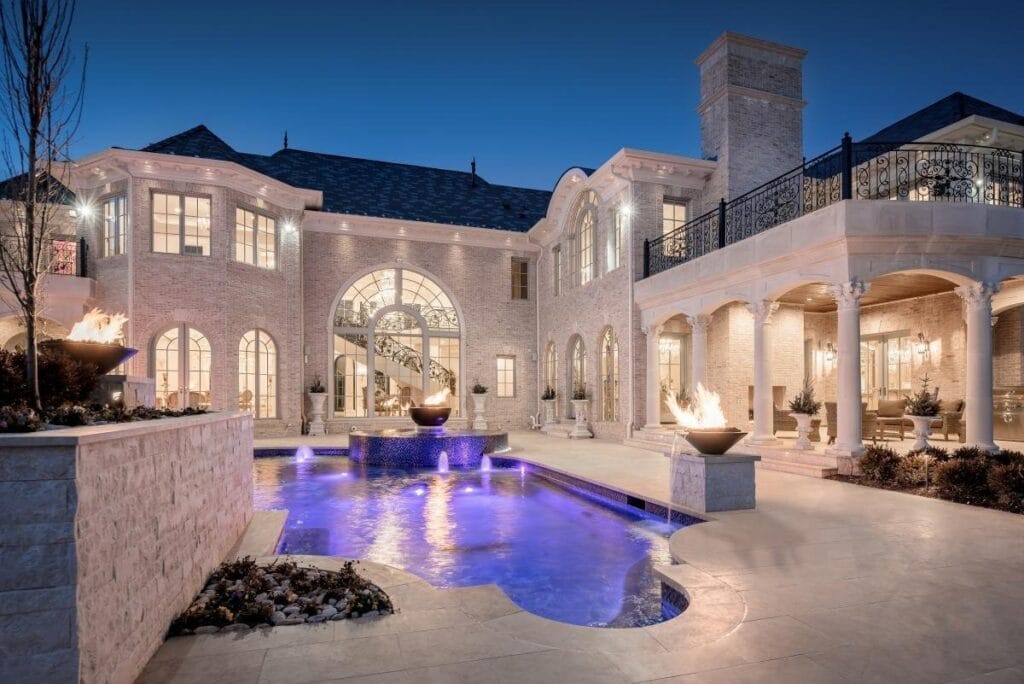 5 Innovative Pool Ideas Pool Companies Recommend In Broadlands And Brambleton, Va. 10 3 1 3